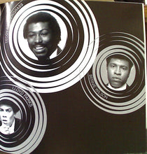 Load image into Gallery viewer, Harold Melvin & The Blue Notes* Featuring Teddy Pendergrass : The Essential Harold Melvin & The Blue Notes (CD, Comp, RM)