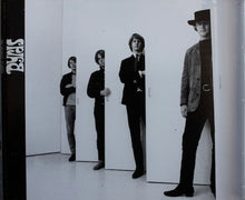 Load image into Gallery viewer, The Byrds : The Essential Byrds (2xCD, Comp)