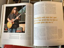 Load image into Gallery viewer, The Fretboard Journal - Warren Haynes - Number 14, Summer 2009 (magazine)
