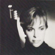 Load image into Gallery viewer, Mary-Chapin Carpenter* : Shooting Straight In The Dark (CD, Album)