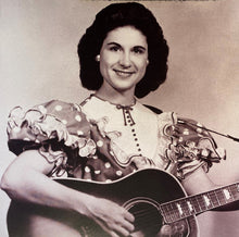 Load image into Gallery viewer, Kitty Wells : The Best Of Kitty Wells (CD, Comp, RM)
