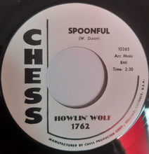 Load image into Gallery viewer, Howlin&#39; Wolf - Spoonful / Howlin&#39; For My Darling (RE, 7&quot; 45)
