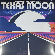 Load image into Gallery viewer, Khruangbin &amp; Leon Bridges : Texas Moon (12&quot;, EP)
