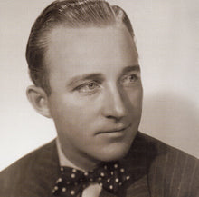 Load image into Gallery viewer, Bing Crosby : The Definitive Collection (CD, Comp)
